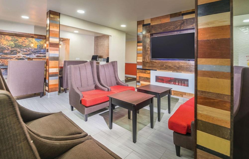 La Quinta Inn By Wyndham Calhoun South I-75 Exteriör bild