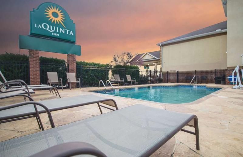 La Quinta Inn By Wyndham Calhoun South I-75 Exteriör bild