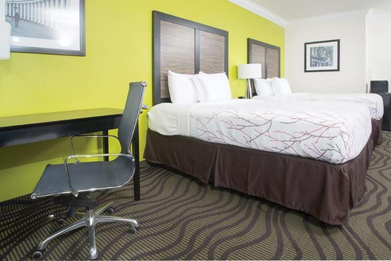 La Quinta Inn By Wyndham Calhoun South I-75 Exteriör bild